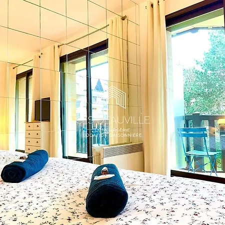 1 Gainsbourg C.l.s Apartmán