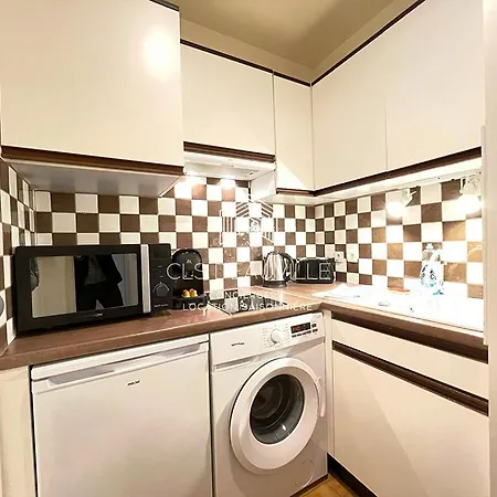 Apartmán 1 Gainsbourg C.l.s *